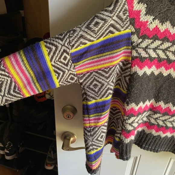 Painted Oyster Upcycled One Of A Kind Sweater Fits Small-Large Colorful Unique - Picture 2 of 4